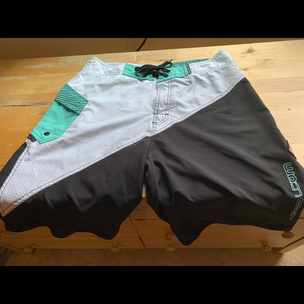 Volcom board shorts